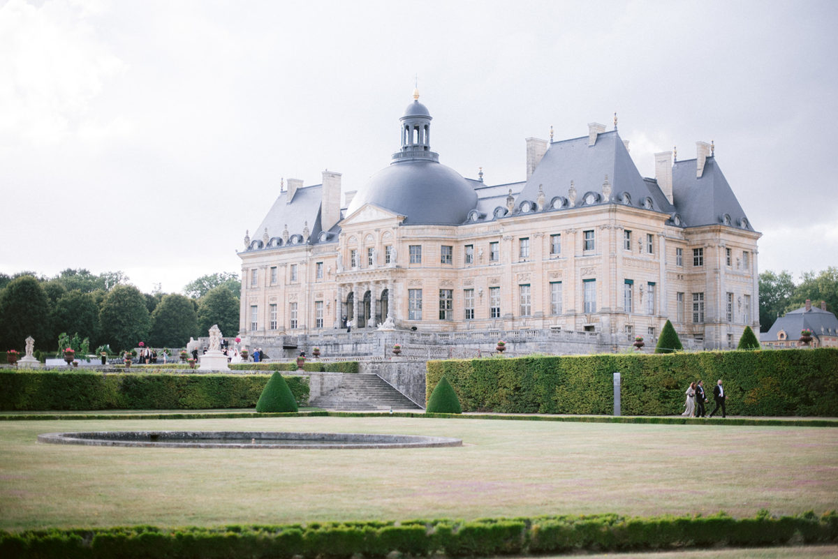 Your Royal Wedding At Chateau de Vaux le Vicomte - Audrey